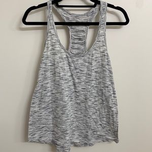 EUC Lululemon Essential Tank Size 8 in White/Black